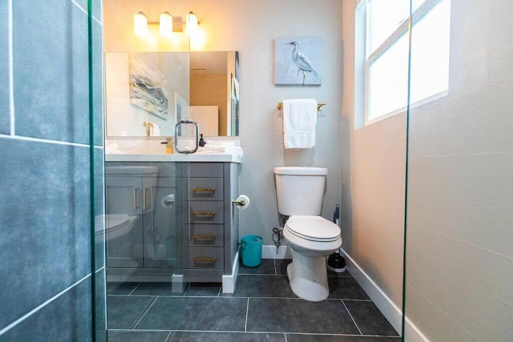 Restaurants-Pets-Professionals-Fastwifi-A C-Patios Apartment San Diego Bagian luar foto