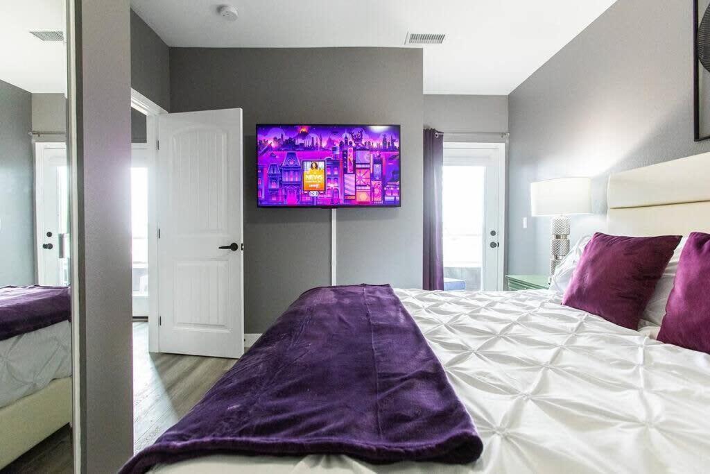 Restaurants-Pets-Professionals-Fastwifi-A C-Patios Apartment San Diego Bagian luar foto